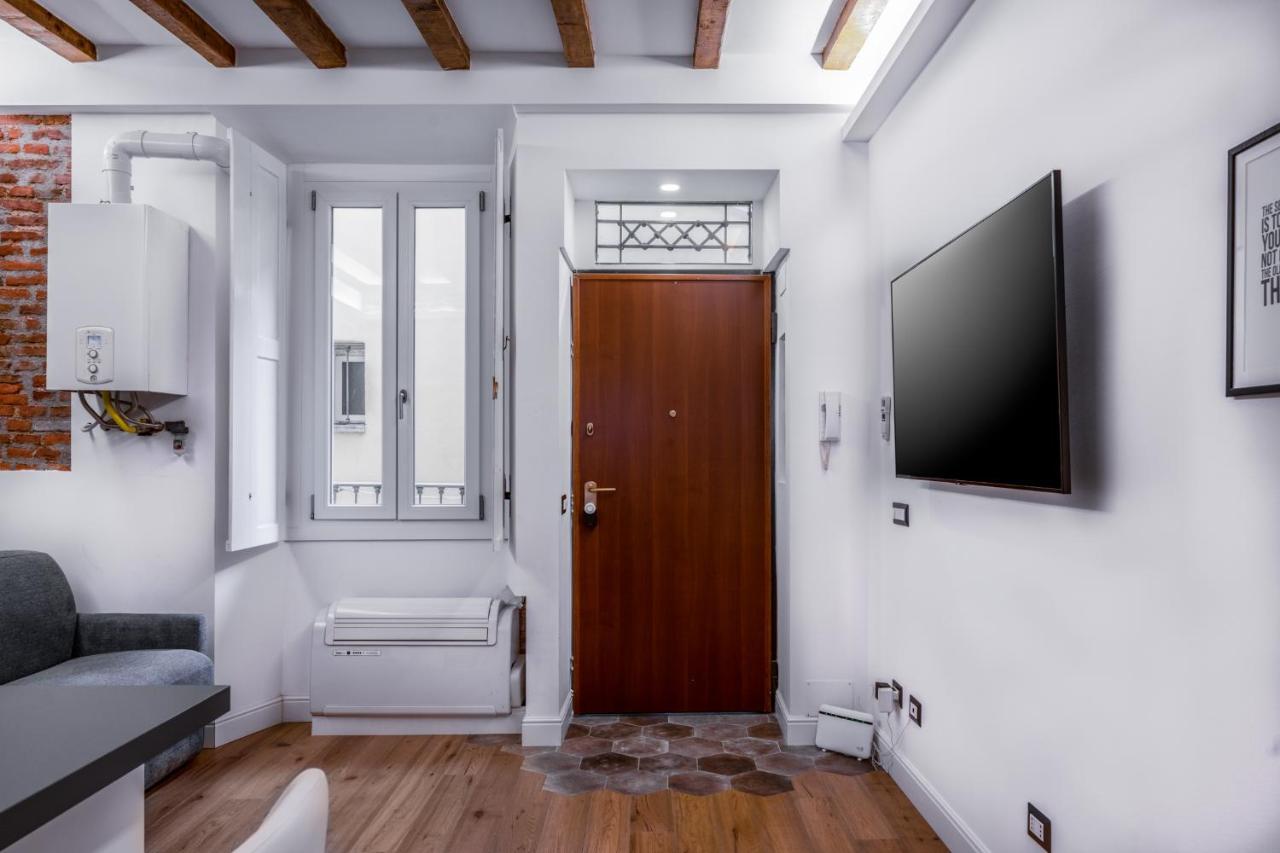 Unique Suite In Milan Center ภายนอก รูปภาพ